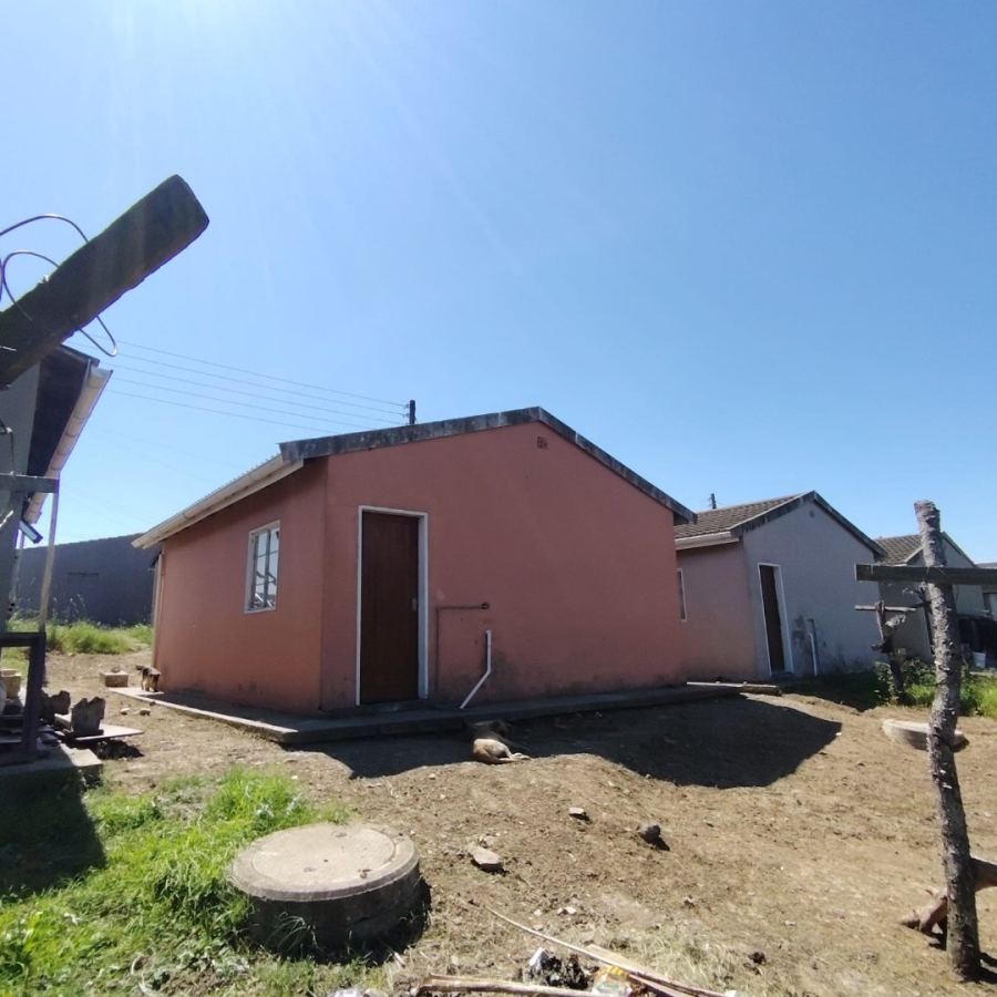2 Bedroom Property for Sale in Scenery Park Eastern Cape